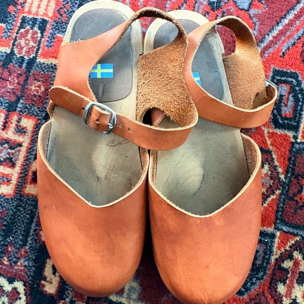 MIA Sophia Leather Clogs
